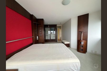 25_photo/952737f4e5.36bc8eb8a5e6dc84-ATLAS-41b96556-7760-4ba8-9bee-b5877ba4036c.jpg de apartamento à venda com 4 quartos, 160m² em Centro, Florianópolis