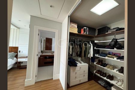 14_photo/952737f4e5.a9a8b3f808f721c5-ATLAS-6e7bc34f-8b1b-477b-b47f-aeff797095ea.jpg de apartamento à venda com 3 quartos, 168m² em Centro, Florianópolis