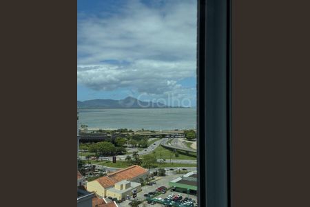 26_photo/952737f4e5.a9a8b3f808f721c5-ATLAS-bb4e3efa-1804-424e-90df-990aee9c6df6.jpg de apartamento à venda com 3 quartos, 168m² em Centro, Florianópolis