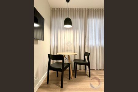 2_photo/952737f4fb.c12cdafb9e32bbb6-ATLAS-164560b8-3bb9-4f68-b94e-1a2ff6a6fd6e.jpg de apartamento à venda com 1 quarto, 44m² em Centro, Florianópolis