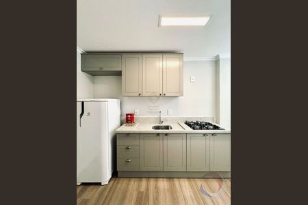 5_photo/952737f4fb.c12cdafb9e32bbb6-ATLAS-ecfd10cc-d81e-4d32-89ad-811bc0d19cc4.jpg de apartamento à venda com 1 quarto, 44m² em Centro, Florianópolis