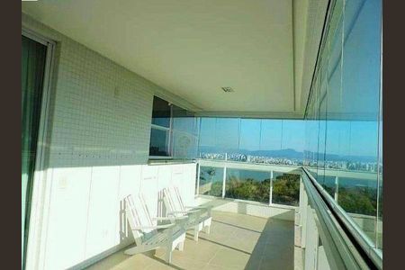 7_photo/952737f53d.1fb6d52def660162-ATLAS-c7c0f5ad-e030-4d55-88b8-e16217a4ad2e.jpg de apartamento à venda com 3 quartos, 167m² em Centro, Florianópolis