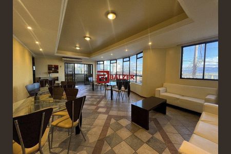 25_photo/952737f53d.ceff8192393c33de-ATLAS-1a42e505-1db5-40f7-83f9-5fbc1c6aa7b5.jpg de apartamento à venda com 3 quartos, 167m² em Centro, Florianópolis