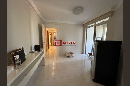 24_photo/952737f53d.ceff8192393c33de-ATLAS-57b83006-7ae9-4a28-a577-e7d3df0b8510.jpg de apartamento à venda com 3 quartos, 167m² em Centro, Florianópolis