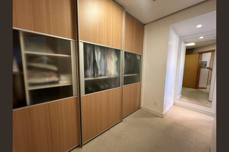 14_photo/952737f55b.9f73e101bd22bb98-ATLAS-a9d402f6-b48f-4f0d-9a04-9ada4e4ccd36.jpg de apartamento à venda com 3 quartos, 143m² em Centro, Florianópolis