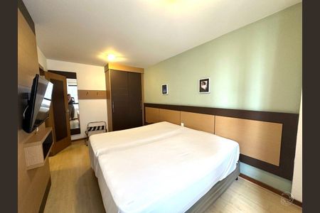 11_photo/952737f5a3.9ff595f81c47f8d6-ATLAS-916052f5-60cc-4f17-a7b7-7a48a9054d75.jpg de apartamento à venda com 1 quarto, 44m² em Centro, Florianópolis
