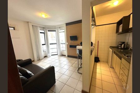 4_photo/952737f5a3.9ff595f81c47f8d6-ATLAS-cf892017-ff77-4cd6-b9c0-7f567ba4a948.jpg de apartamento à venda com 1 quarto, 44m² em Centro, Florianópolis