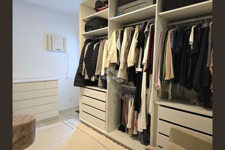 4_photo/952737f5db.c71f1d8725b4ceca-ATLAS-1e02a49e-9a6d-46ee-a614-c87fb66a301b.jpg de apartamento à venda com 3 quartos, 210m² em Centro, Florianópolis