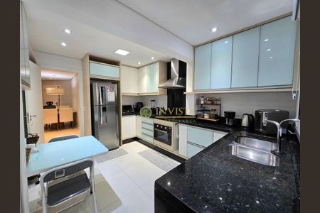 8_photo/952737f5db.e0fb681edd465a45-ATLAS-63be704a-2d72-4daf-82dc-b0fe5d2ed5cf.jpg de apartamento à venda com 3 quartos, 210m² em Centro, Florianópolis