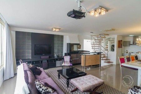 12_photo/952737f5e9.5ce44c296f1f25f2-ATLAS-8ee35f8a-ce84-44bd-950f-2d971304e32e.jpg de apartamento à venda com 3 quartos, 158m² em Centro, Florianópolis