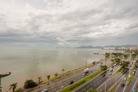 3_photo/952737f677.ac3b32f3884e407f-ATLAS-7dbe1a45-cf3e-4090-b268-a5cc7b53d9cd.jpg de apartamento à venda com 4 quartos, 400m² em Centro, Florianópolis