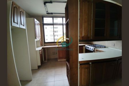 10_photo/952737f67b.2ea39bc2024d86a7-ATLAS-d6e90315-6233-4b2b-a5d4-cfc0aed2c1dd.jpg de apartamento à venda com 4 quartos, 315m² em Centro, Florianópolis