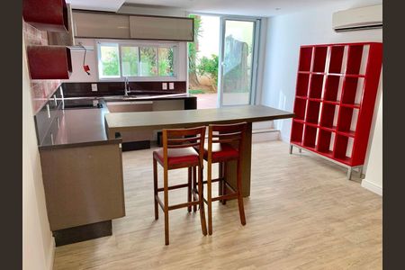 13_photo/952737f687.b38ac4619dd2e4c9-ATLAS-c2bce9cd-cdce-45ca-96ef-00e9236a95b9.jpg de apartamento à venda com 5 quartos, 249m² em Centro, Florianópolis