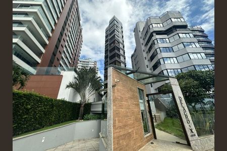 11_photo/9527380cc5.cd1b413f783bfb69-ATLAS-6ecbc937-0473-484b-9e05-e7804d2e2037.jpg de apartamento para alugar com 4 quartos, 206m² em Agronômica, Florianópolis