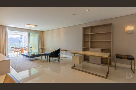 5_photo/9527380cd3.50d0032bed67bfa7-ATLAS-d42c9db2-0fee-4f9f-b347-0f9763c4d8fc.jpg de apartamento à venda com 3 quartos, 165m² em Agronômica, Florianópolis
