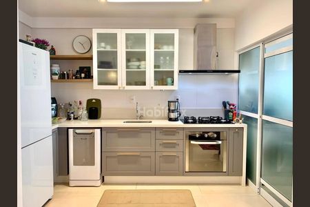 2_photo/9527380d11.6a7f8366aa6fb7b8-ATLAS-b658ac19-5fa2-478d-86d8-6eeabf9d69ab.jpg de apartamento à venda com 2 quartos, 73m² em Agronômica, Florianópolis