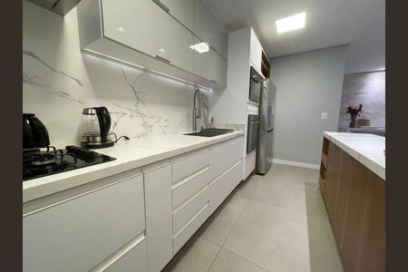 25_photo/9527380d11.b3376bf6e33e497b-ATLAS-e38c5f2b-5ded-43e0-bd3d-289c8fdf69ac.jpg de apartamento à venda com 3 quartos, 122m² em Agronômica, Florianópolis