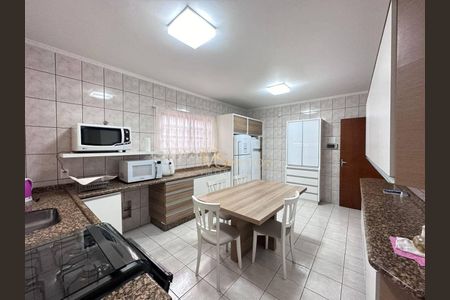 10_photo/9527380d15.0dba02f6e03a3679-ATLAS-ed17cf93-673b-4b68-96cd-e0b0fd9e35dc.jpg de casa à venda com 3 quartos, 180m² em Agronômica, Florianópolis