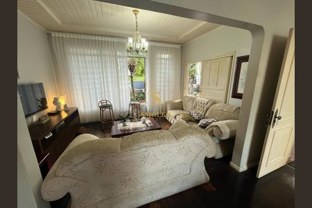 2_photo/9527380d43.cbac4b0532efd0a4-ATLAS-1e7e54c8-99dc-45fb-b433-05ceee40f5ca.jpg de casa à venda com 4 quartos, 289m² em Agronômica, Florianópolis