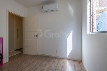 20_photo/9527380dc7.bcb6a27cae758d67-ATLAS-2ae042f9-2c30-4248-b8ff-4b9fa5cad904.jpg de apartamento à venda com 3 quartos, 277m² em Agronômica, Florianópolis