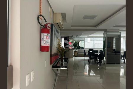 2_photo/9527381213.cd6912d4e48c45dd-ATLAS-b3cec4d8-b8dd-48e9-b142-562aa0e2f1df.jpg de apartamento à venda com 2 quartos, 61m² em Agronômica, Florianópolis