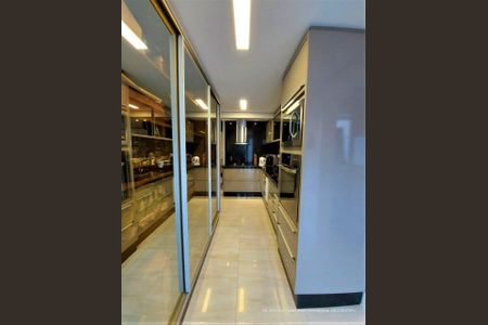 12_photo/952738122f.ceff8192393c33de-ATLAS-4c8d6217-d2b4-4bec-aaf0-bf5decd2827e.jpg de apartamento à venda com 3 quartos, 210m² em Centro, Florianópolis