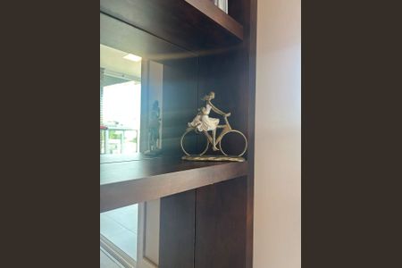 4_photo/9527381237.3d25fcfe3a717517-ATLAS-c1944aa5-7460-41de-a4ad-d9bf67f95c99.jpg de apartamento à venda com 2 quartos, 122m² em Agronômica, Florianópolis