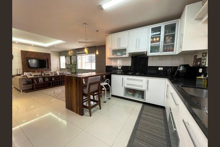 3_photo/952738129b.6d966f5fb5582f4e-ATLAS-0f5b07cd-0a3d-434d-8c29-2a3798dcf080.jpg de casa à venda com 4 quartos, 205m² em Agronômica, Florianópolis