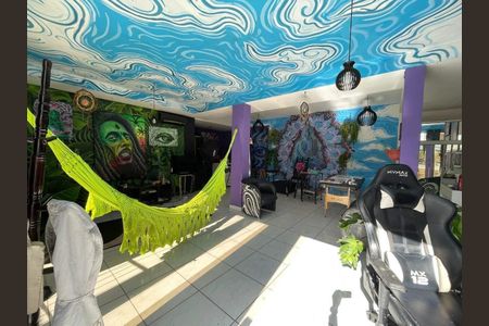 27_photo/952738129b.6d966f5fb5582f4e-ATLAS-3e7a3c56-9f88-4cff-a0fb-bc59e7372d32.jpg de casa à venda com 4 quartos, 205m² em Agronômica, Florianópolis