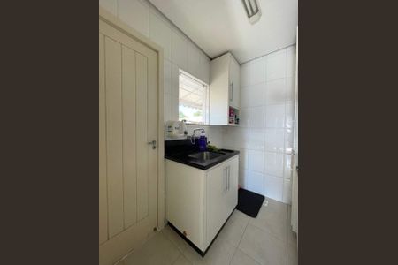 12_photo/952738129b.6d966f5fb5582f4e-ATLAS-cf6d9d85-eeec-4c11-b00e-e228f7e6098a.jpg de casa à venda com 4 quartos, 205m² em Agronômica, Florianópolis