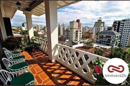 9_photo/952738137f.15f4a19d538e62fb-ATLAS-e5c19eba-2993-4bb5-9724-6be23538cd41.jpg de casa à venda com 4 quartos, 536m² em Centro, Florianópolis