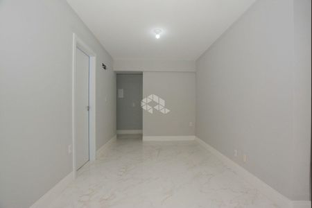 12_photo/95273813b7.bb2cfda027800a9a-ATLAS-5c8563a7-e8b3-42b8-bc89-9aeefb7b3fa4.jpg de apartamento à venda com 3 quartos, 202m² em Agronômica, Florianópolis