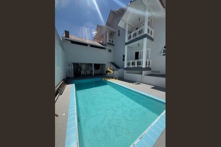 11_photo/95273813bb.3e6957092a4c223d-ATLAS-e79de788-a830-48e2-970d-d7cc28ed48c4.jpg de casa à venda com 5 quartos, 340m² em Agronômica, Florianópolis