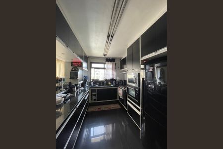 10_photo/95273813fb.eb4747a7722cd593-ATLAS-eb70e770-55cc-4e2b-9e7a-74903dea1b7a.jpg de apartamento à venda com 3 quartos, 237m² em Agronômica, Florianópolis