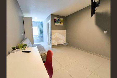 9_photo/9527381489.db0e601eb7a45f58-ATLAS-ad800746-c4f9-41d1-b238-aebd12fc5212.jpg de apartamento para alugar com 1 quarto, 40m² em Centro, Florianópolis