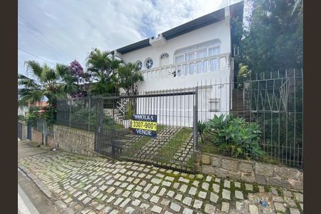 3_photo/9527381491.04f4efb4ec0e2ec3-ATLAS-a263ea39-e87d-4608-9418-b2f12845ec3e.jpg de casa à venda com 4 quartos, 153m² em Centro, Florianópolis