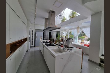 4_photo/95273814b7.96ab9a77f00113ea-ATLAS-018e6357-3e17-4c34-a297-347bb66ec8e6.jpg de casa à venda com 8 quartos, 370m² em Centro, Florianópolis