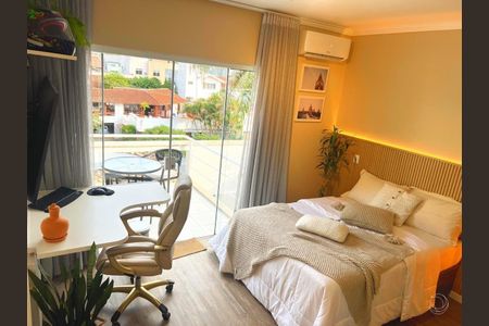 32_photo/95273814b7.96ab9a77f00113ea-ATLAS-5e2cd1a0-14ff-4f30-9f5f-bbcd32068ec6.jpg de casa à venda com 8 quartos, 370m² em Centro, Florianópolis