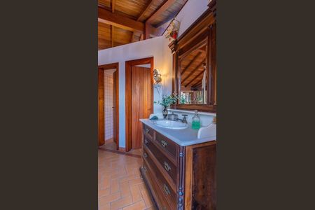 20_photo/95273814c1.527d2e055a247cfd-ATLAS-ed6b1ab9-3ce0-4bd2-ad2f-3658e0bedbcb.jpg de casa à venda com 4 quartos, 361m² em Centro, Florianópolis