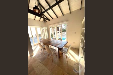 34_photo/95273814c3.e8818d4a5c5dde9d-ATLAS-8a61b8e3-aec5-4e9f-aa80-a3b6e29cefd4.jpg de casa à venda com 6 quartos, 412m² em Centro, Florianópolis