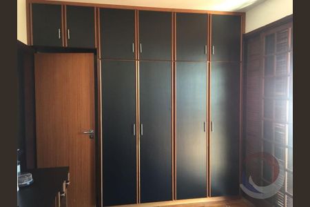 20_photo/95273814c3.e8818d4a5c5dde9d-ATLAS-9546aa46-c912-49d1-afcd-dabdcbf80669.jpg de casa à venda com 6 quartos, 412m² em Centro, Florianópolis