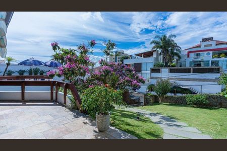 7_photo/95273814c9.66fcc92b62920e23-ATLAS-ae996d6b-2beb-4a29-9ac6-2b7d77832cce.jpg de casa à venda com 3 quartos, 361m² em Centro, Florianópolis