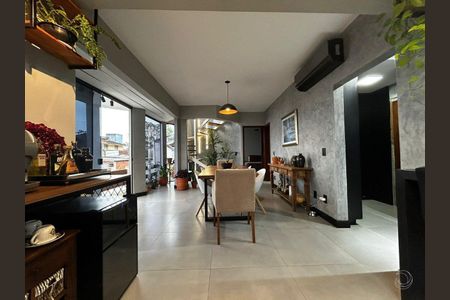 29_photo/9527381559.df8ad18b6ea2b8cf-ATLAS-c481a33d-0c5f-487f-a35c-18dac1bc4b7e.jpg de casa à venda com 2 quartos, 168m² em Centro, Florianópolis