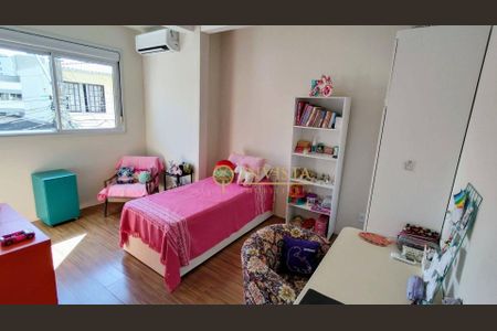 8_photo/9527381599.1ec89c7cbdfc8b9a-ATLAS-5a4f6326-50f9-49a4-9b51-e0310b18c63b.jpg de casa à venda com 3 quartos, 150m² em Centro, Florianópolis