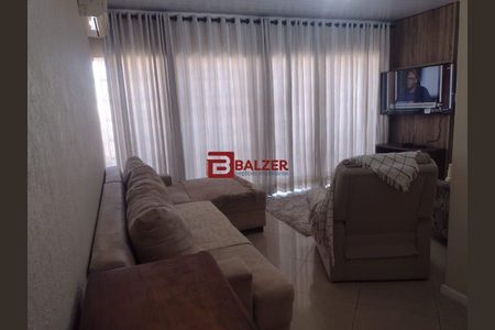 5_photo/952738159b.ceff8192393c33de-ATLAS-63e7a3e3-4e6d-4c8f-b945-e53155e11b5c.jpg de casa à venda com 3 quartos, 102m² em Centro, Florianópolis