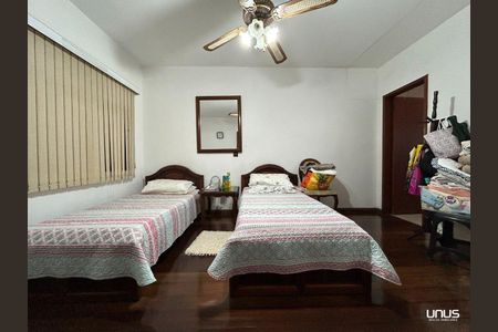 3_photo/95273815a5.df2406aa61ba3211-ATLAS-1b730243-daee-476b-aefd-a7781f00cca2.jpg de casa à venda com 4 quartos, 222m² em Centro, Florianópolis