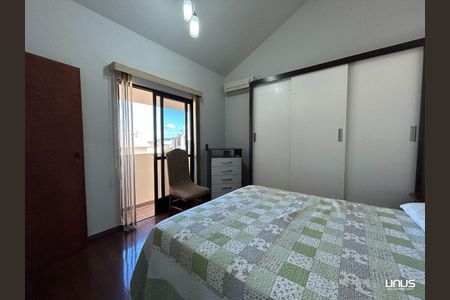 7_photo/95273815a5.df2406aa61ba3211-ATLAS-24639fb5-4487-4aef-ba1f-aa9071834ab9.jpg de casa à venda com 4 quartos, 222m² em Centro, Florianópolis