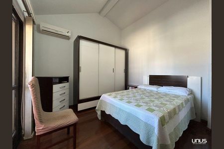 11_photo/95273815a5.df2406aa61ba3211-ATLAS-b0b1cf0b-48a8-4940-b247-8950c8c0e270.jpg de casa à venda com 4 quartos, 222m² em Centro, Florianópolis