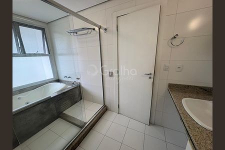 33_photo/95273815dd.998024649e735d32-ATLAS-e7e1763e-b9dc-4679-9722-1cca2b8930e6.jpg de apartamento para alugar com 4 quartos, 205m² em Centro, Florianópolis