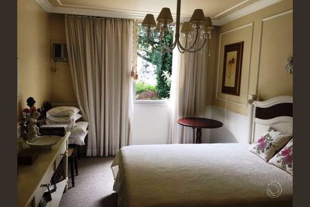 15_photo/95273815e1.38e1f13081b4927b-ATLAS-3459e51e-e019-4e7f-a9cb-00290cfcfc45.jpg de apartamento à venda com 3 quartos, 224m² em Centro, Florianópolis